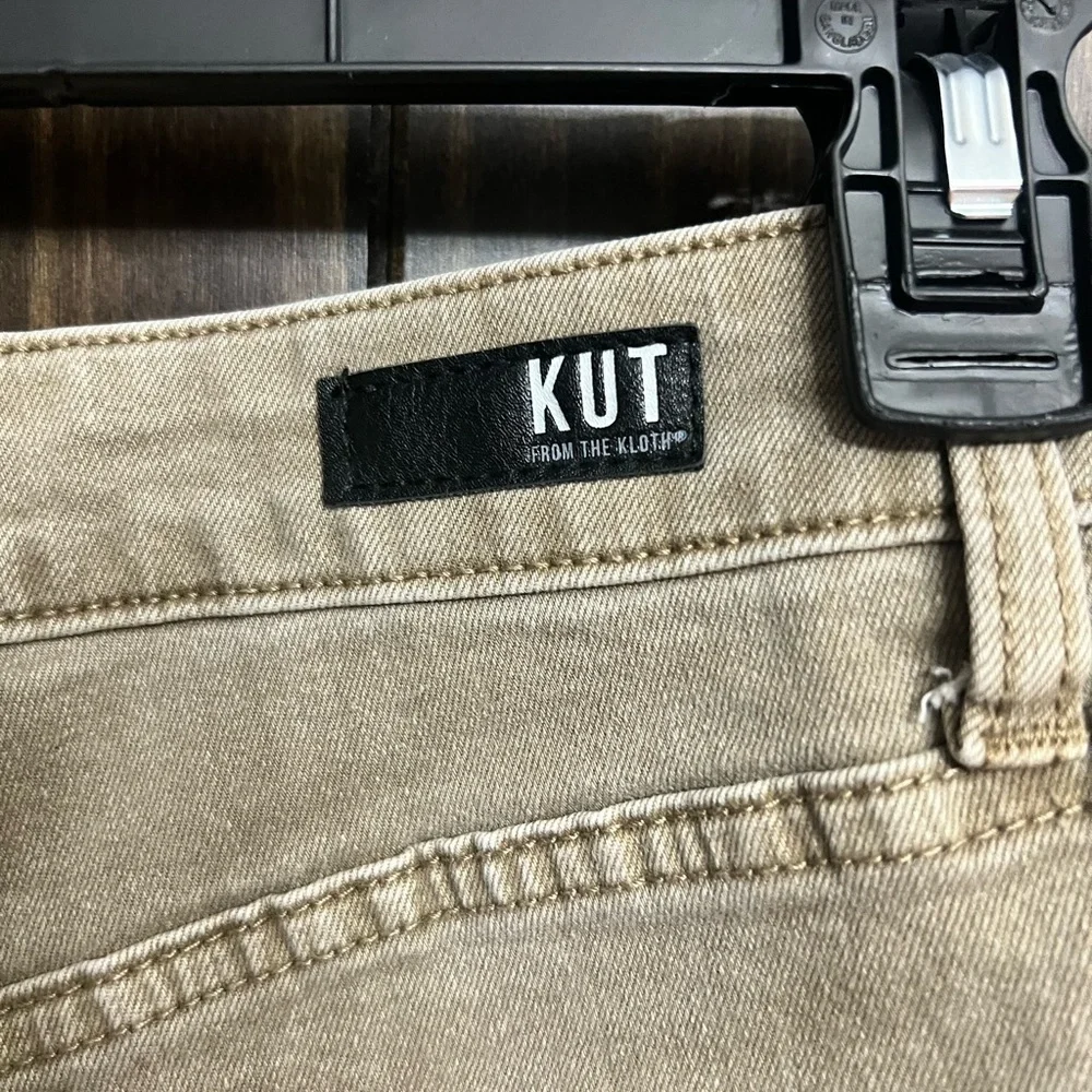 Kut From The Kloth‎-High Rise 3" Jean Shorts, Size 4-Beige/Tan - Picture 5 of 6